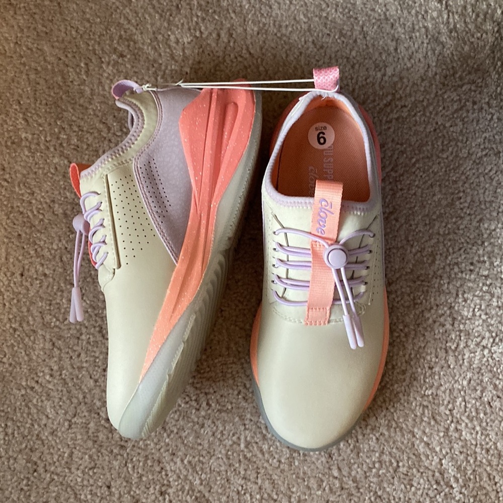 Clove Nursing Shoe - Picture 11 of 14